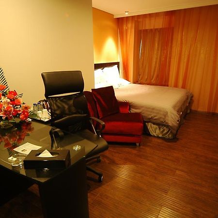Fx Hotel Xujiahui - Shanghai Stadium Branch ภายนอก รูปภาพ