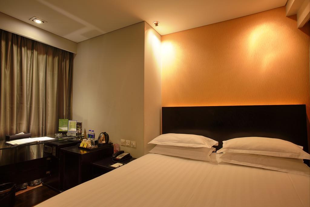 Fx Hotel Xujiahui - Shanghai Stadium Branch ภายนอก รูปภาพ