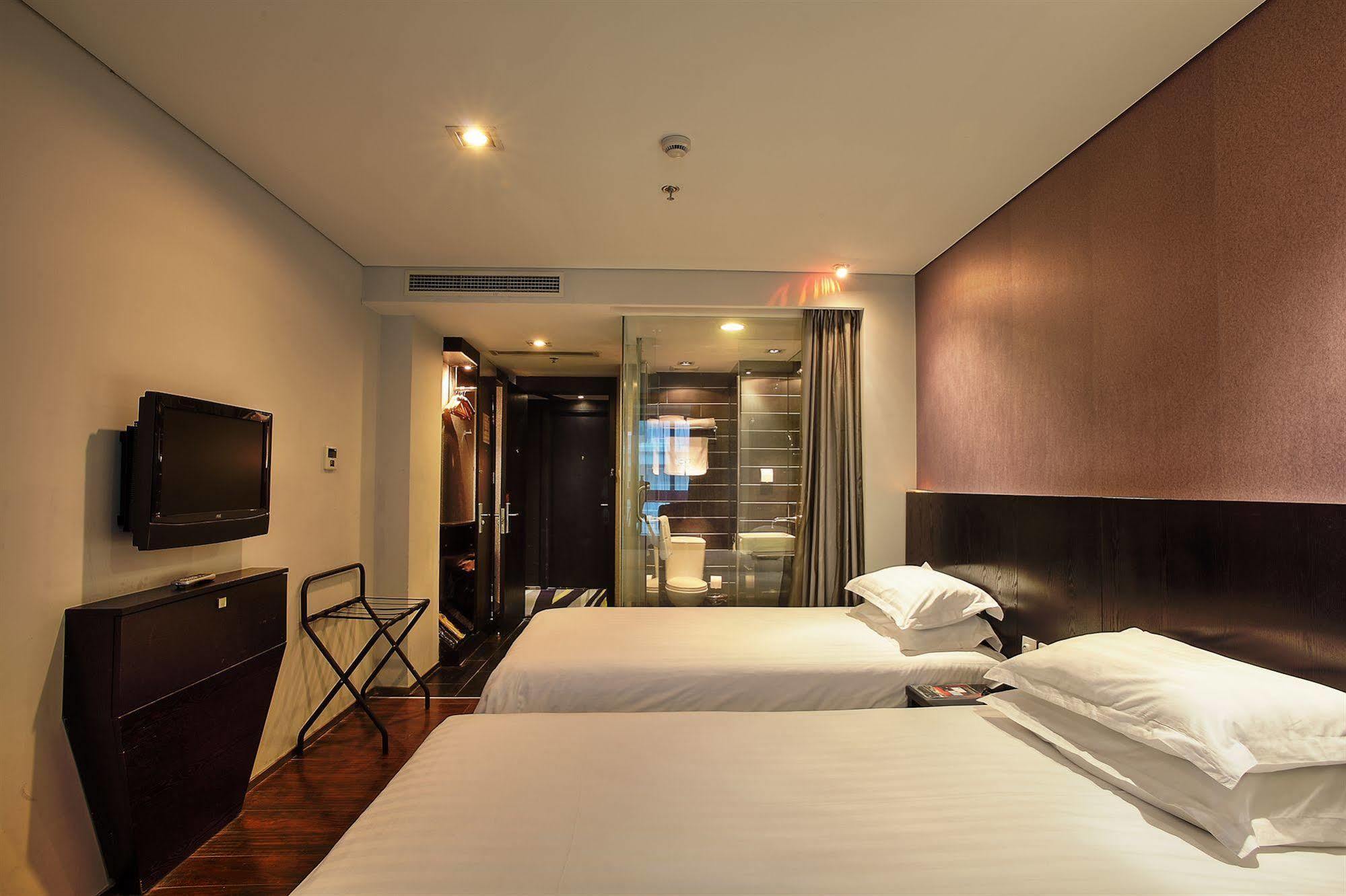 Fx Hotel Xujiahui - Shanghai Stadium Branch ภายนอก รูปภาพ